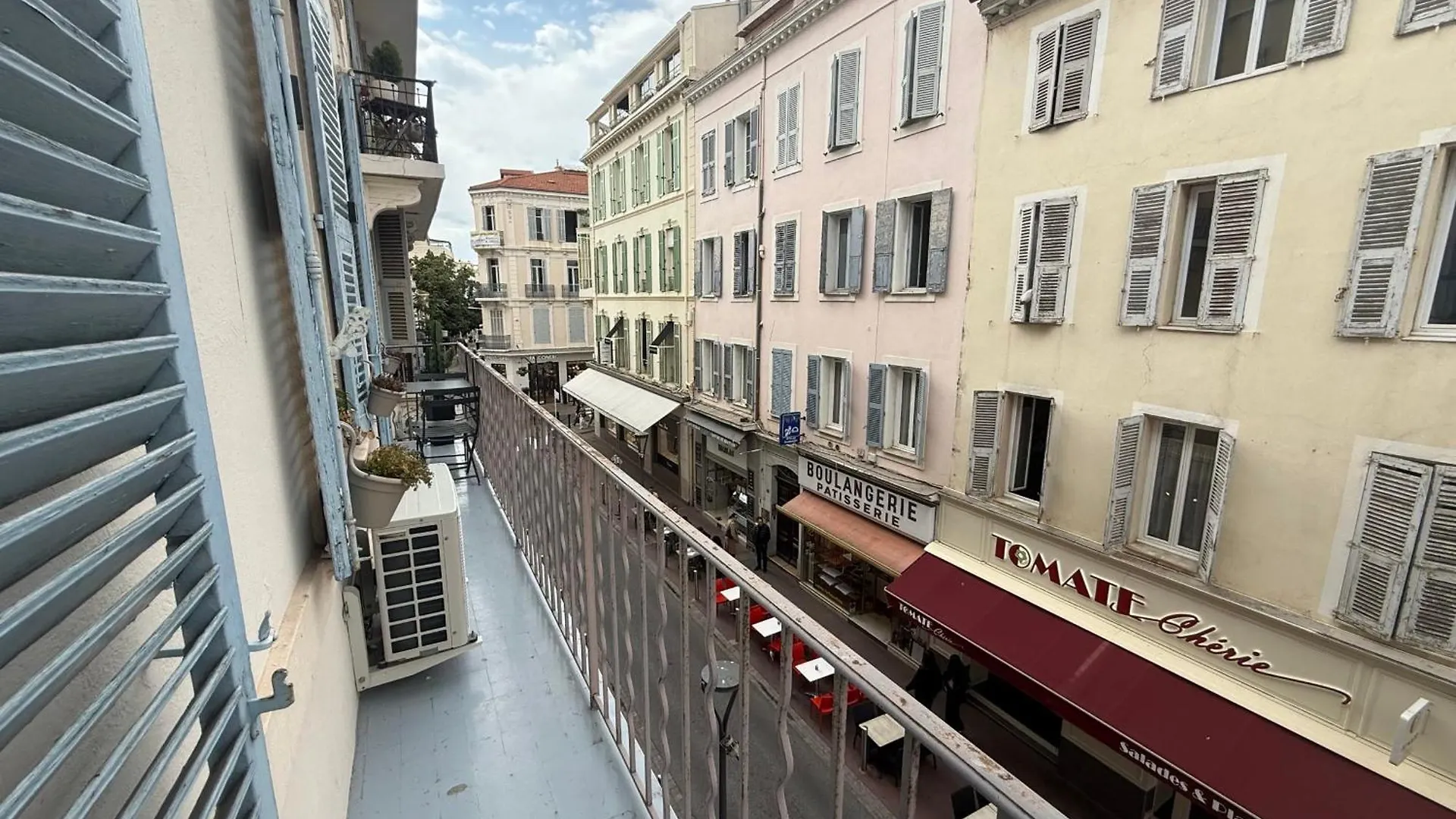 Ref 1988 -Charming Apartment In The Center Of Cannes